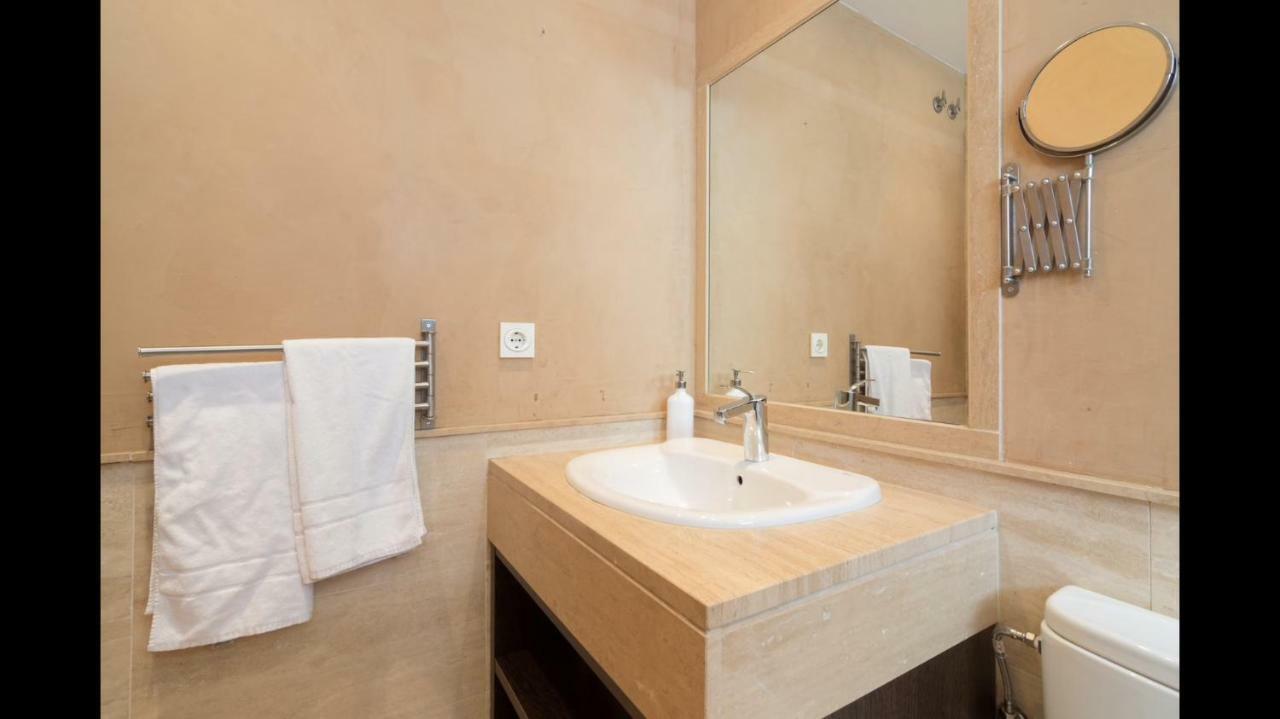 Apartamento Playa Y Piscina 1-2 Personas Malaga Exterior photo